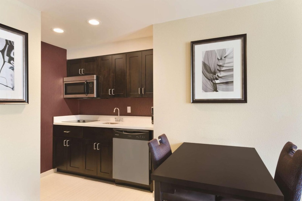 Homewood Suites By Hilton Mobile I-65/Airport Blvd