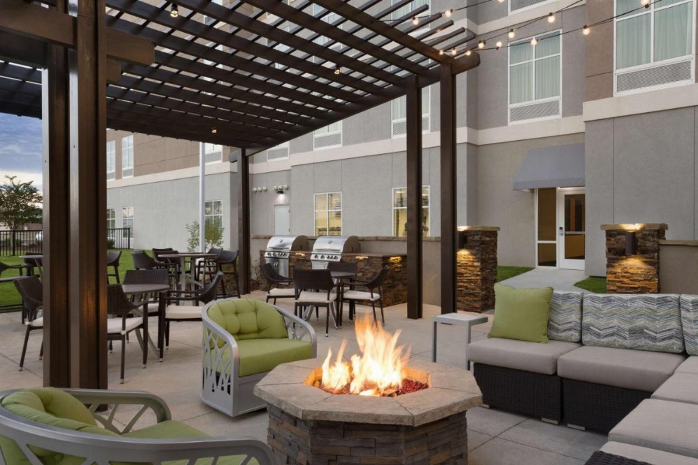 Homewood Suites By Hilton Mobile I-65/Airport Blvd